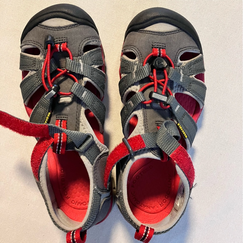 Keen Kid’s Seacamp II CNX Water Sandals Size 3 Gray Red - Picture 6 of 11